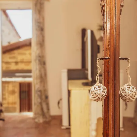 Little House Near Bevagna For Wine & Italian Culture Limigiano