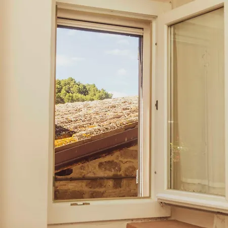 Little House Near Bevagna For Wine & Italian Culture * Limigiano