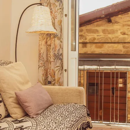 Little House Near Bevagna For Wine & Italian Culture * Limigiano