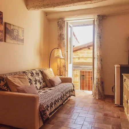 Little House Near Bevagna For Wine & Italian Culture * Limigiano